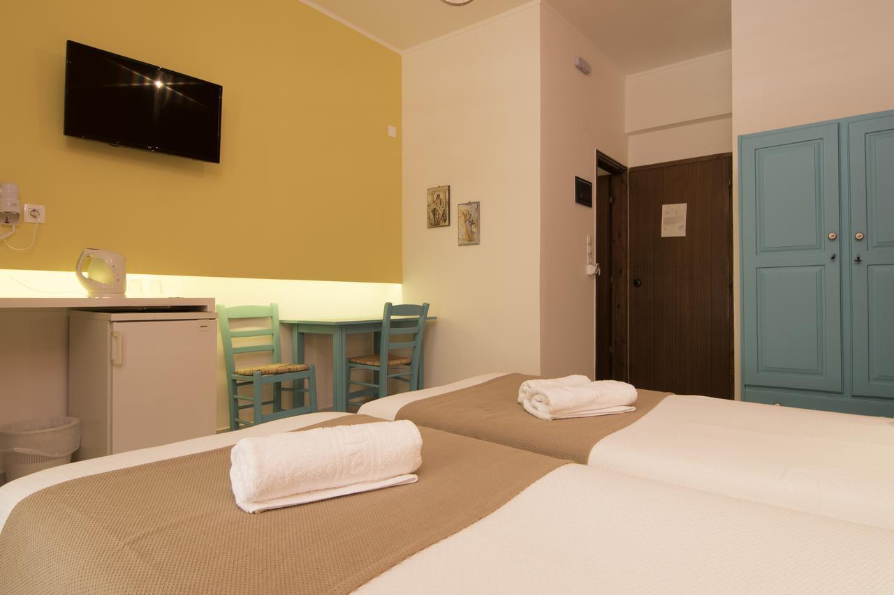 Niki Rooms Palaiochora Eksteriør billede