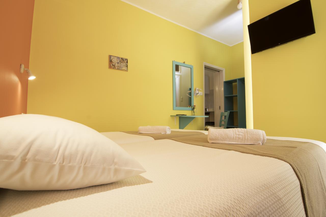 Niki Rooms Palaiochora Eksteriør billede
